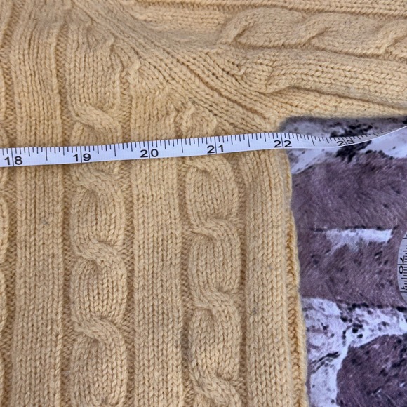 LLBean Mens Cable Knit Sweater Yellow Lambswool Blend XL Regular - Picture 7 of 11